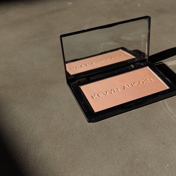 Kevyn Aucoin Beauty | The Neo-Bronzer | Sunrise Light - Picture 16 of 16